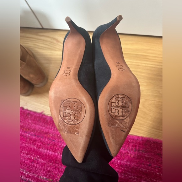 Tory Burch Ivy Low-Heel Suede Pump Navy - Picture 9 of 16